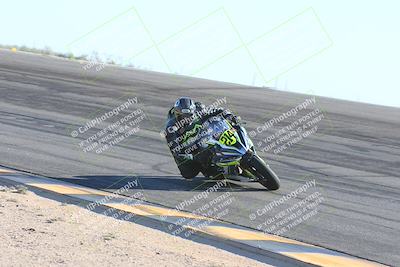 media/Nov-17-2024-CVMA (Sun) [[1fec520723]]/Race 11-Amateur Supersport Open/